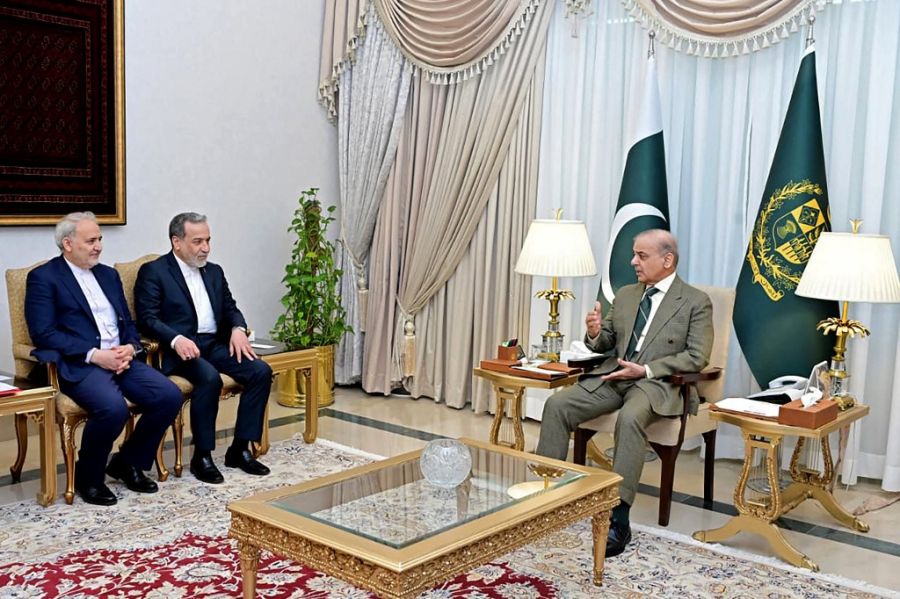 Reunión Pakistan, Irán