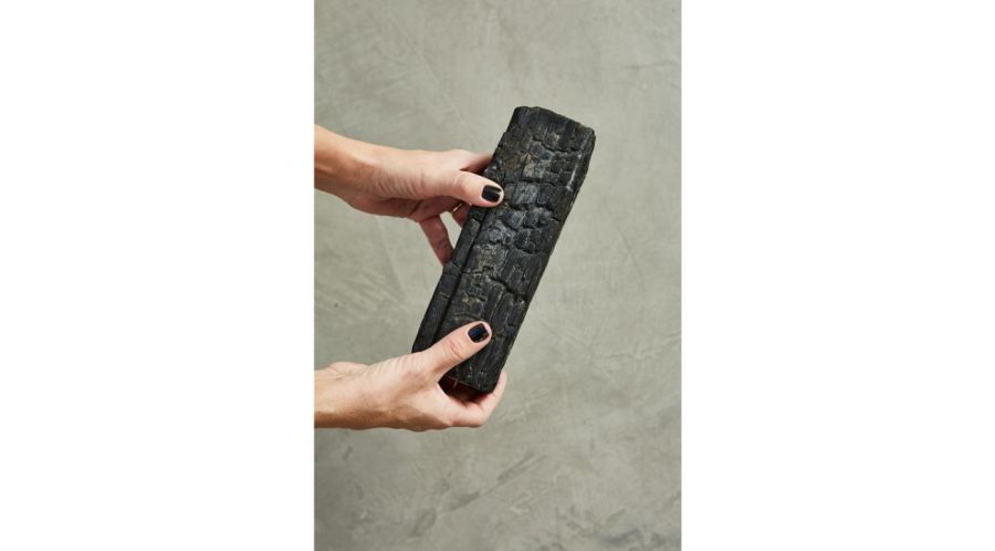 Marcela Silvestrini: La alquimia de los materiales