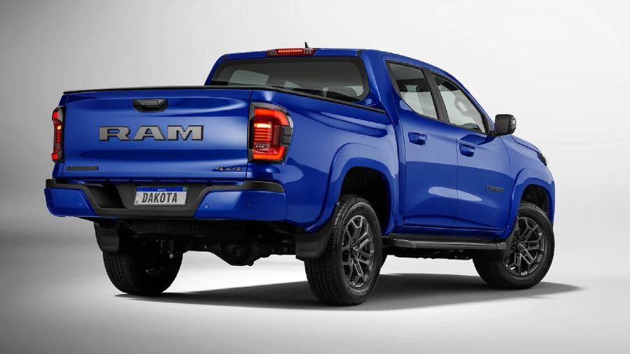 Ram Dakota Laramie Night Edition