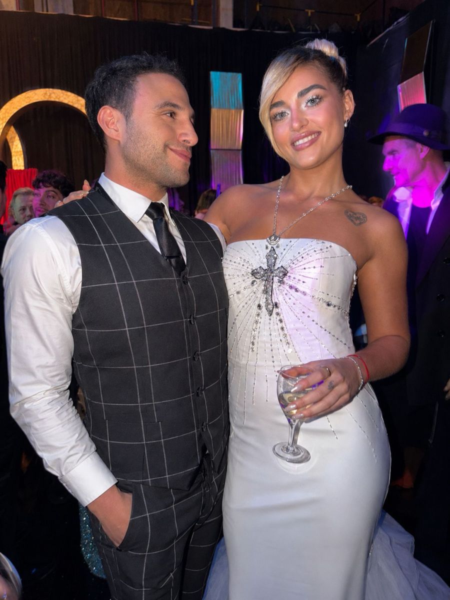 Leo Sale junto a Pampita