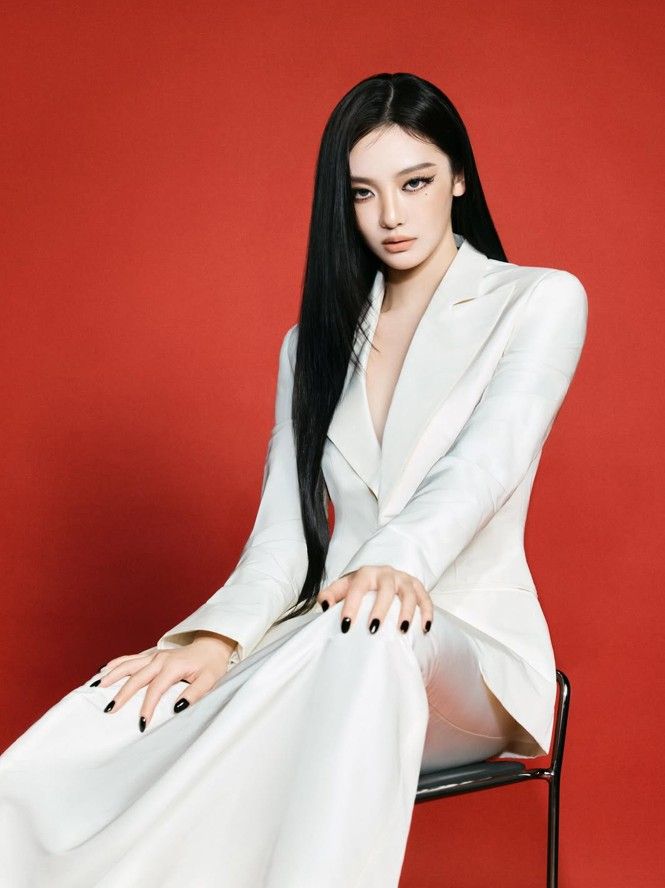 Ningning nueva embajadora global de Gucci