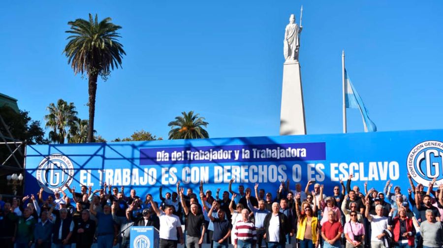 Acto de La CGT en Plaza de Mayo 30042026