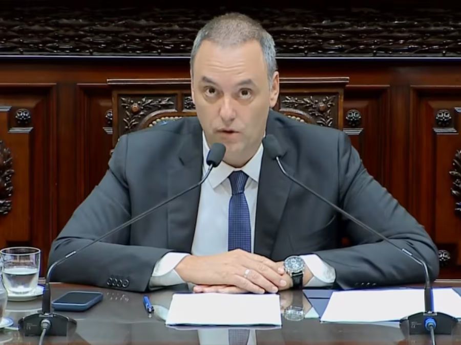 adorni en el congreso