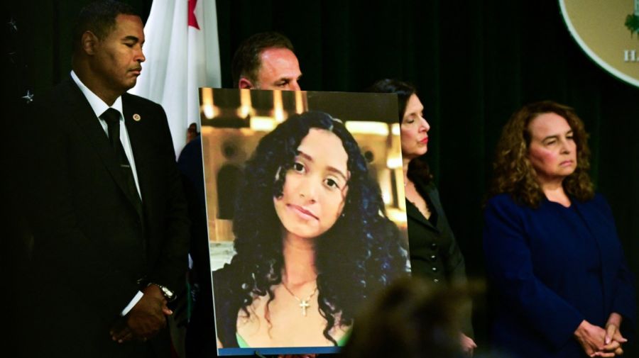 Celeste Rivas Hernández