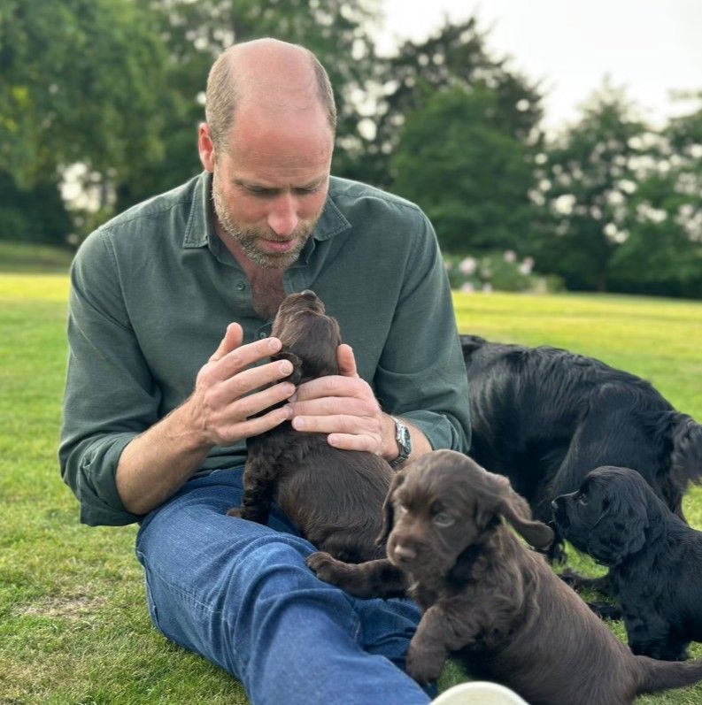 El príncipe William con Orla y sus hijos