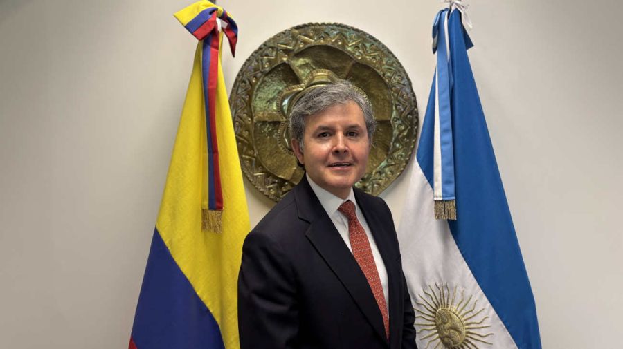 Roberto Acosta embajador de Colombia 30042026