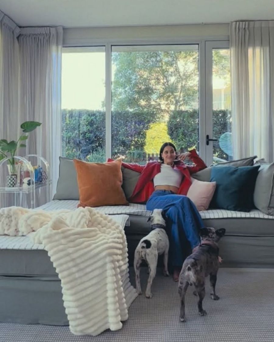 El nuevo living de Flor Torrente