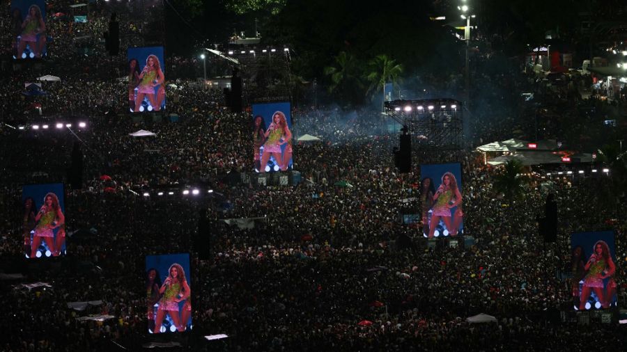 Shakira hizo vibrar a una multitud en Río de Janeiro.