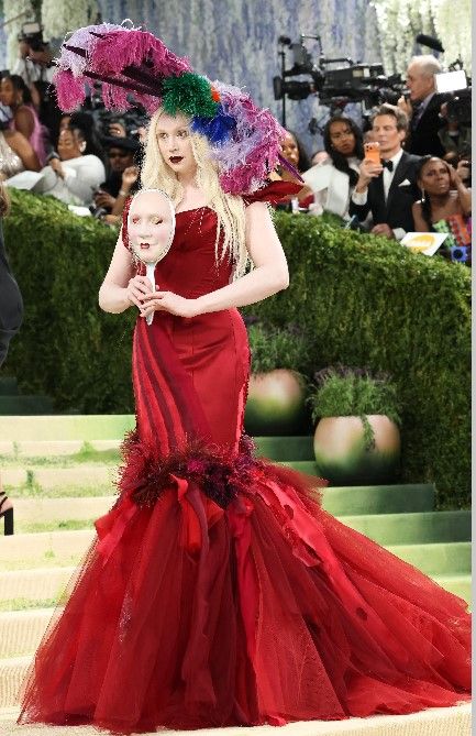 Looks Met Gala