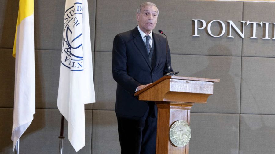 Dr. Miguel Ángel Schiavone, rector de la UCA 06052026