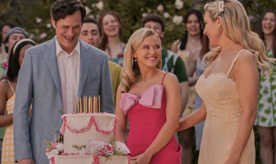 Lexi Minetree como Elle Woods en ELLE