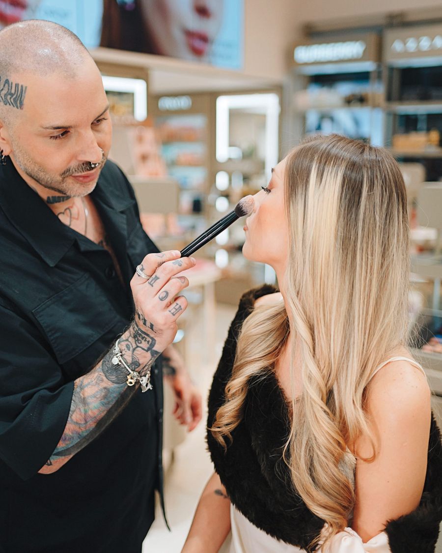 make up artist Lancôme, Carlos Solari
