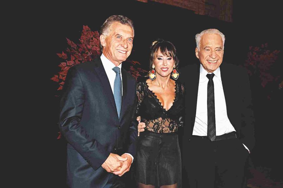 Cruces, secretos de la gala de Revista CARAS 