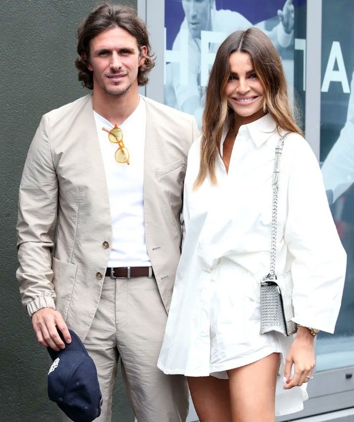 Jake Hall y Missé Beqiri