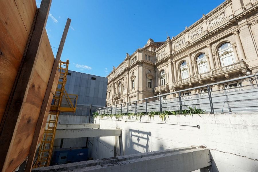 Colon_obras_escuela