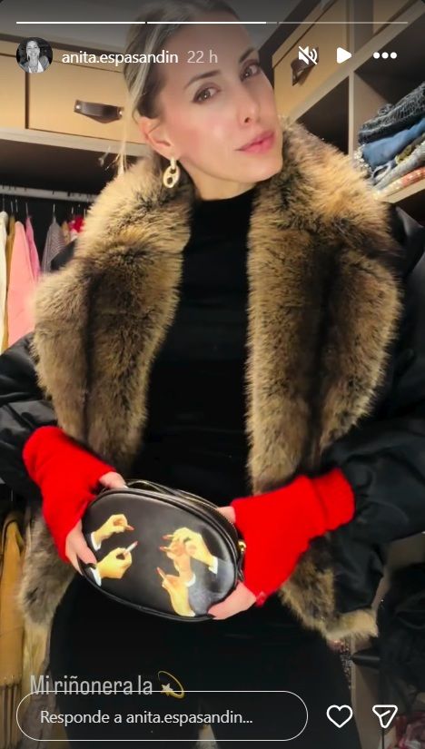 Look total black de Anita Espasandin