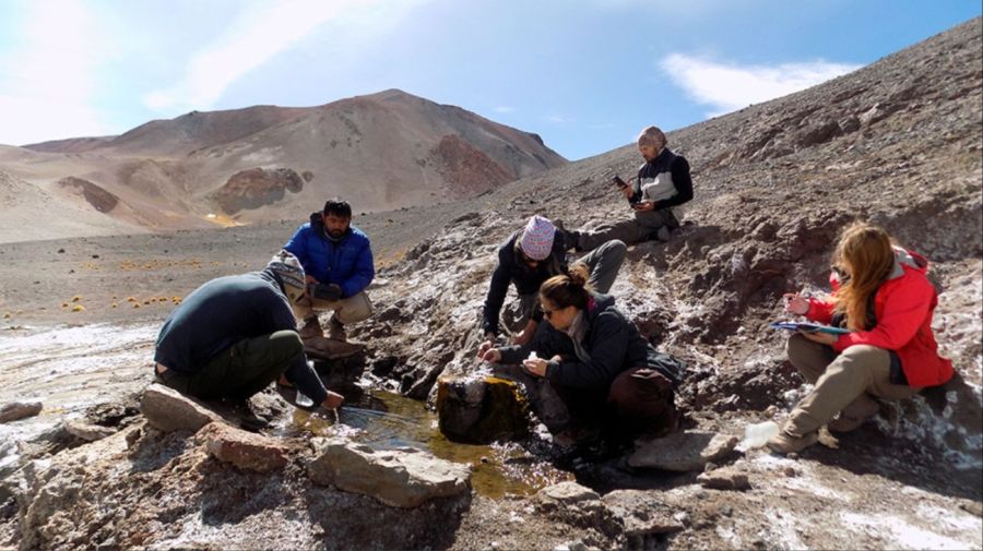 Hallan actividad geotérmica profunda en el volcán Incapillo de la cordillera riojana