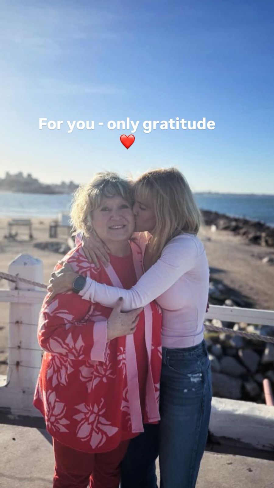 Luisana Lopilato junto a su mamá