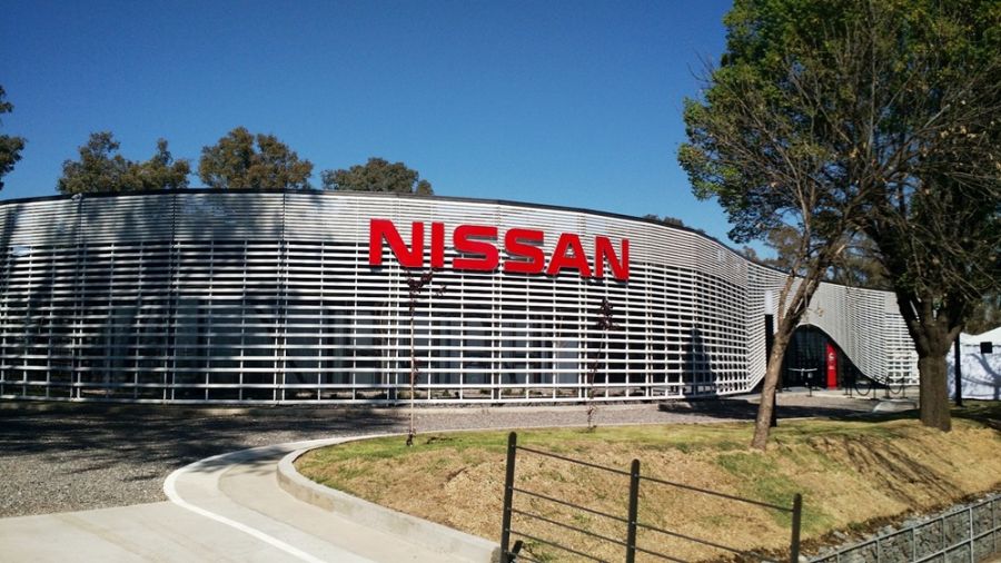 Nissan 2