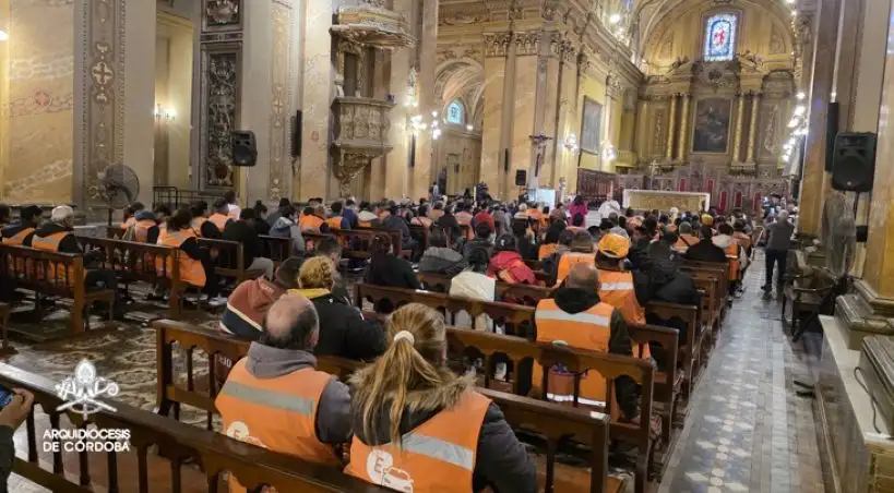 14-05-2026 cardenal Rossi Córdoba encuentro naranjitas catedral