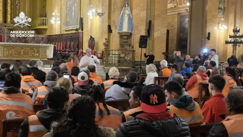 14-05-2026 cardenal Rossi Córdoba encuentro naranjitas catedral