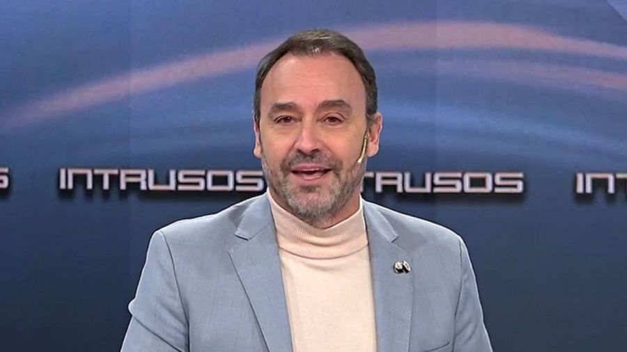 Adrián Pallares en llanto en Intrusos