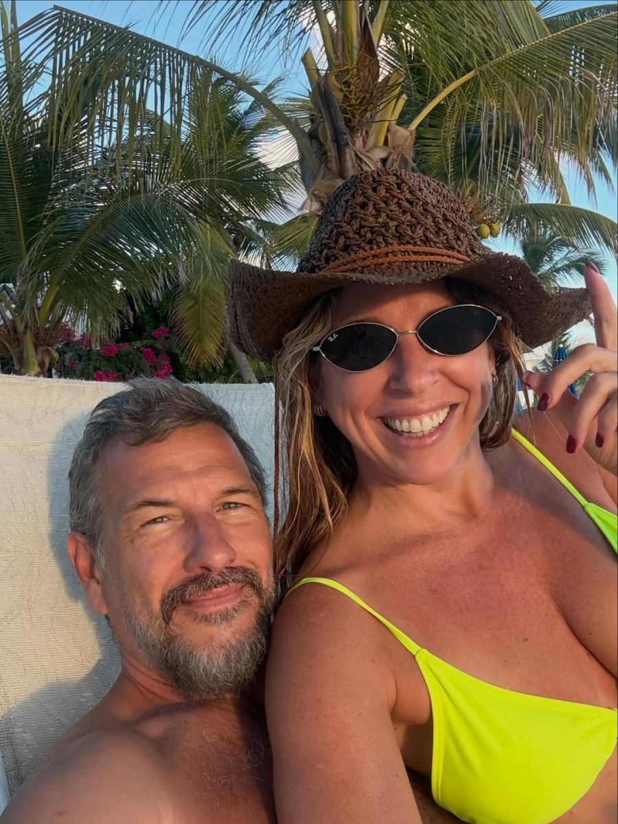 Florencia Bertotti, Federico Amador