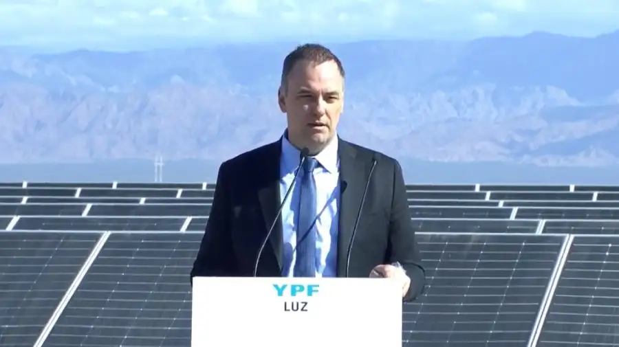 Manuel Adorni - YPF- Parque Solar El Quemado 14052026