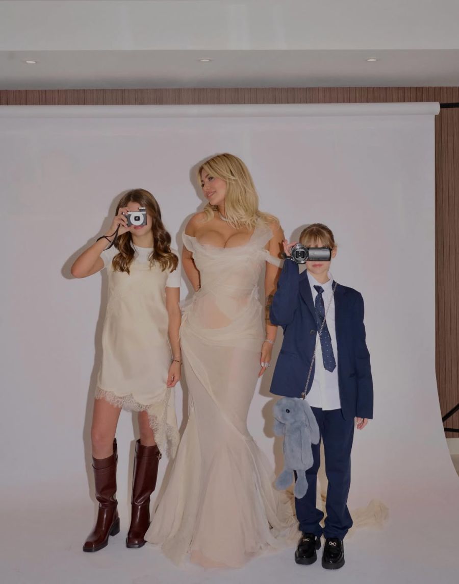 Wanda Nara, Isabella Icardi, Francesca Icardi