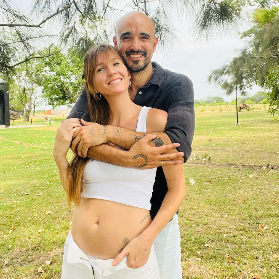 Abel Pintos, Mora Calabrese
