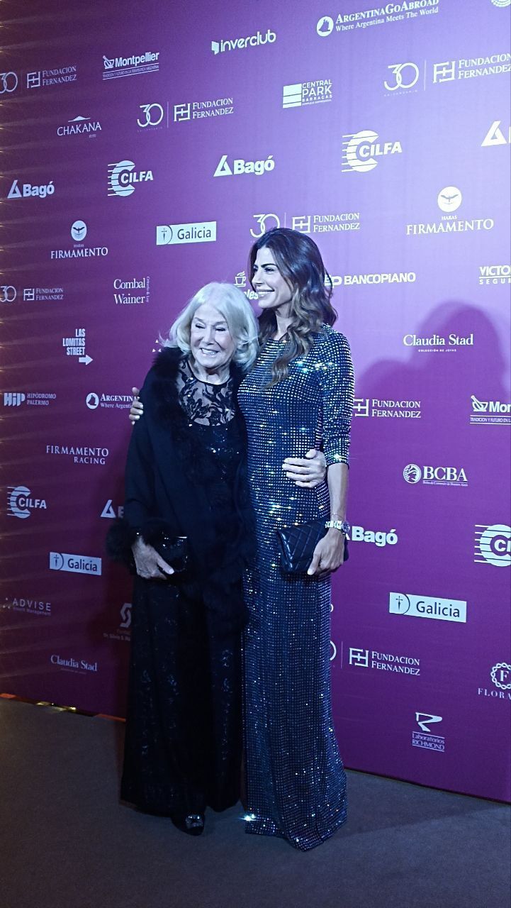 Juliana Awada y Pomi Baker