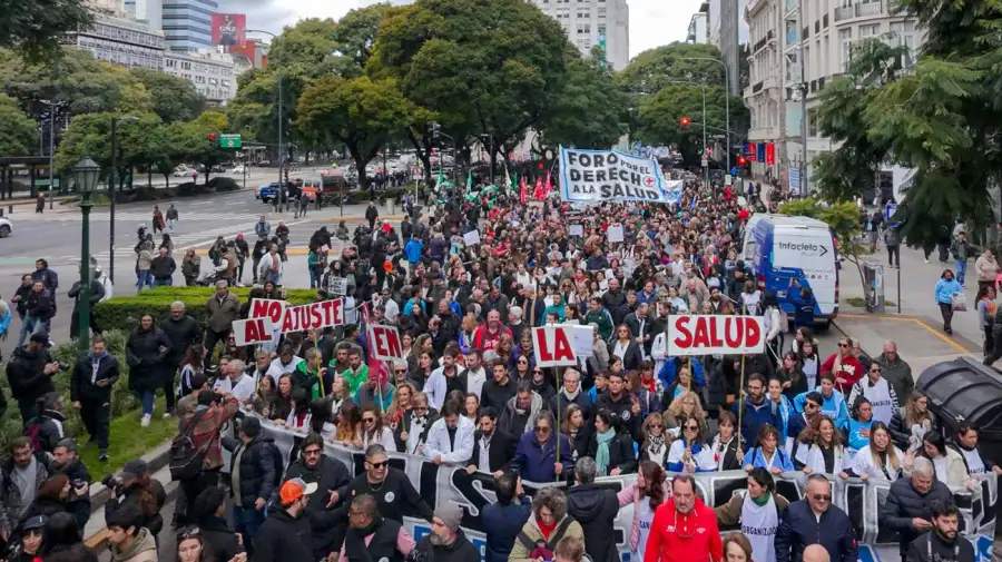 Marcha Federal en defensa de la salud 20052026