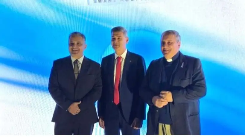 Enrique Majul, Daniel Passerini y P. Andrés Aguerre S.J.