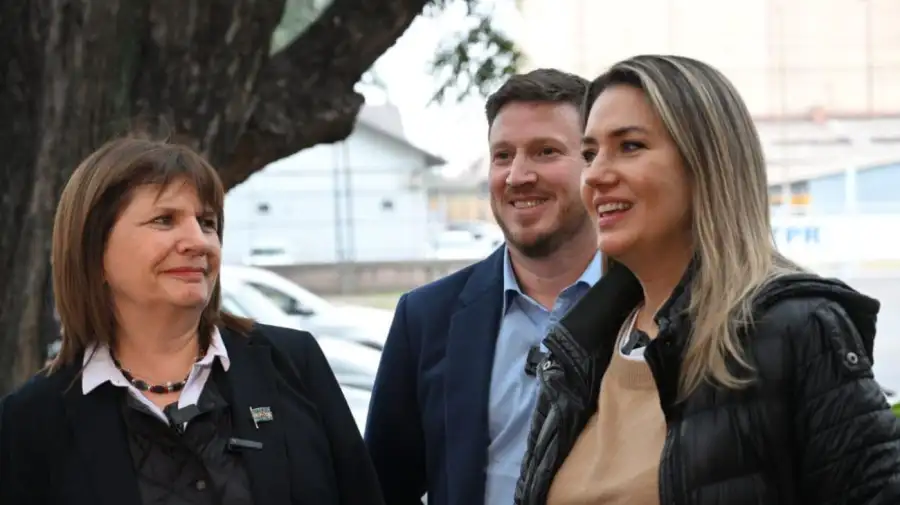 Federico Angelini junto a Patricia Bullrich y Carolina Losada