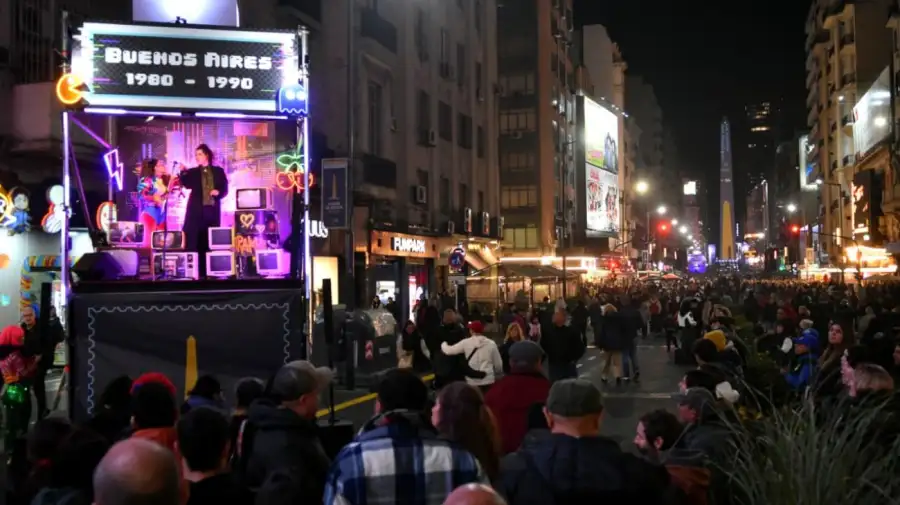 El obelisco porteño cumple 90 años: las fotos del centro neurálgico de la Ciudad de Buenos Aires