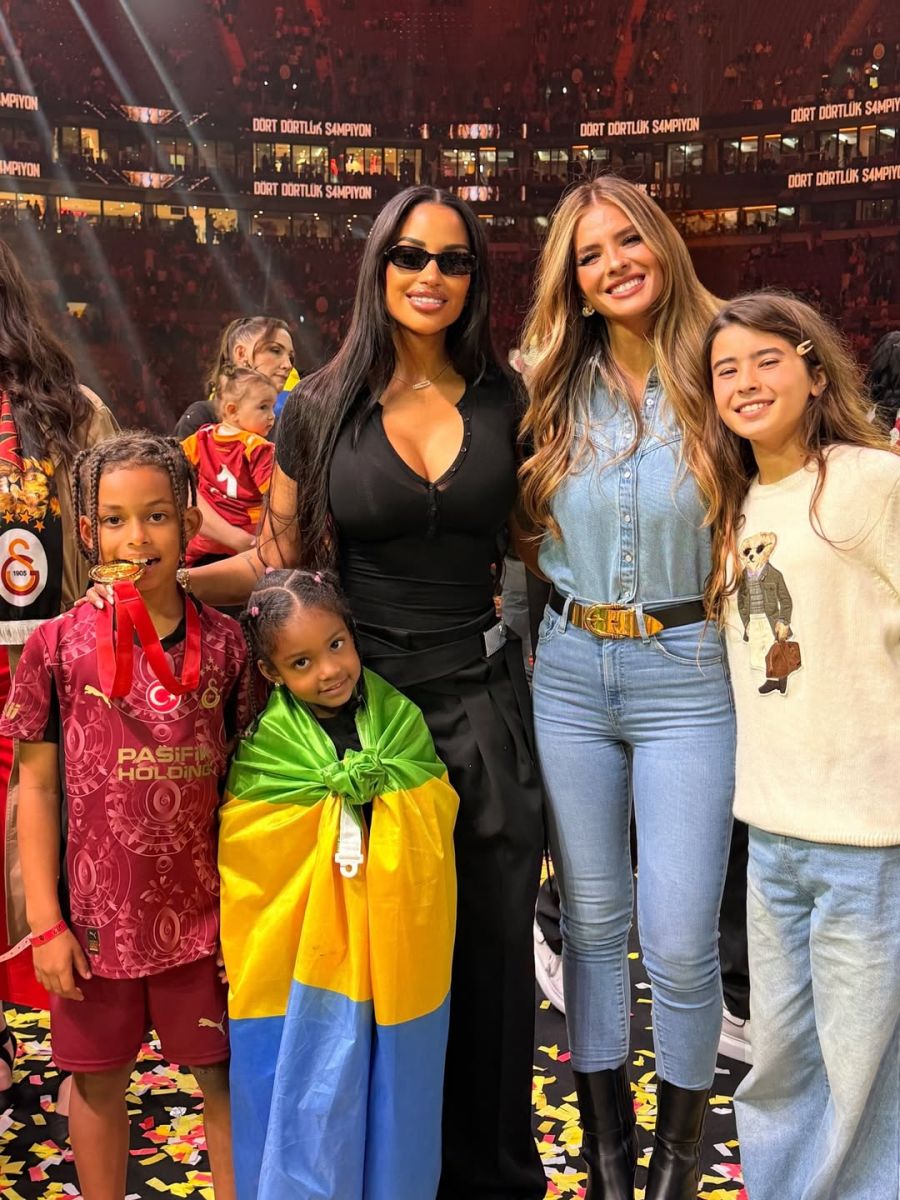Fanny Neguesha, China Suárez