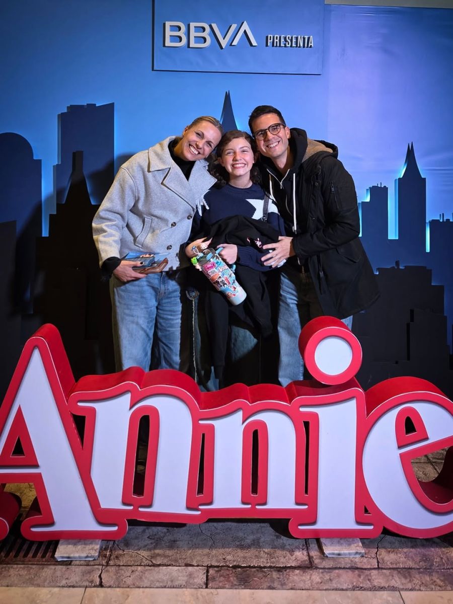 Francesca, hija de Denise Dumas y Campi