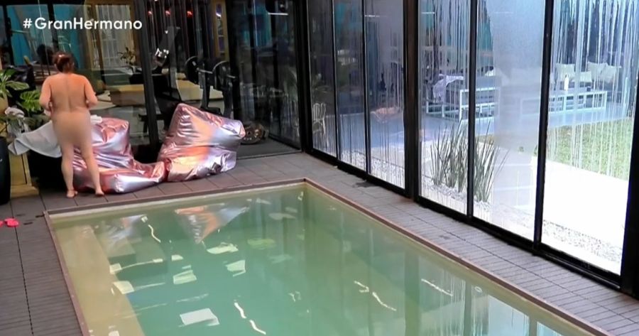 Pincoya y JC desnudos en la pileta de Gran Hermano