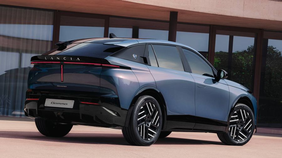Lancia Gamma: el nuevo fastback crossover italiano revela sus primeras imágenes