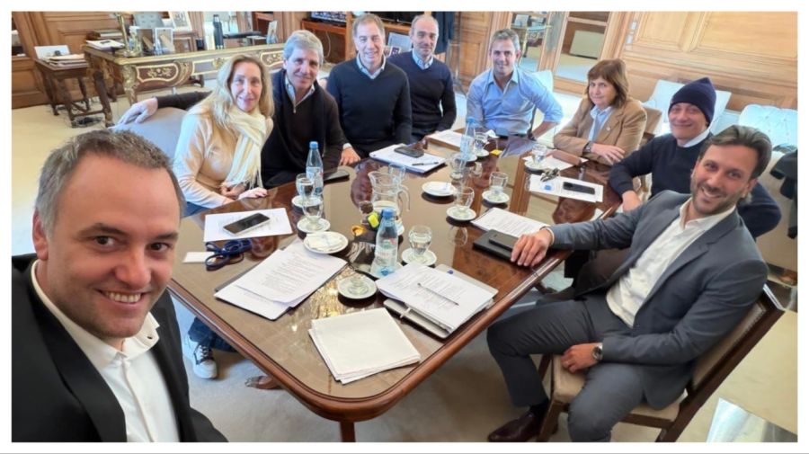 reunion mesa politica 26052026
