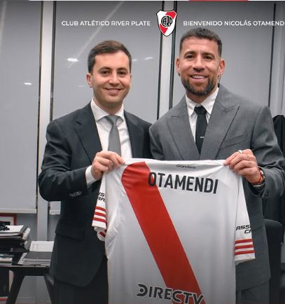 Otamendi junto a Stefano Di Carlo