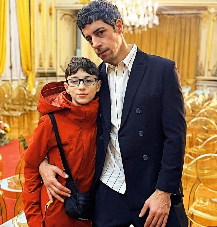 Benjamín Vicuña y Esteban Lamothe con CARAS
