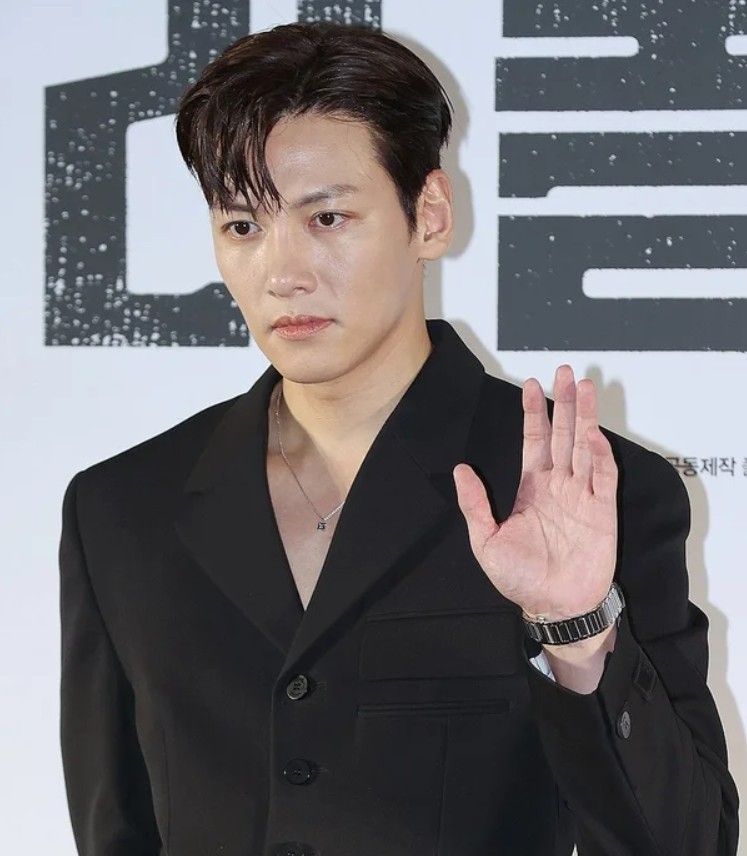 Ji Chang Wook 