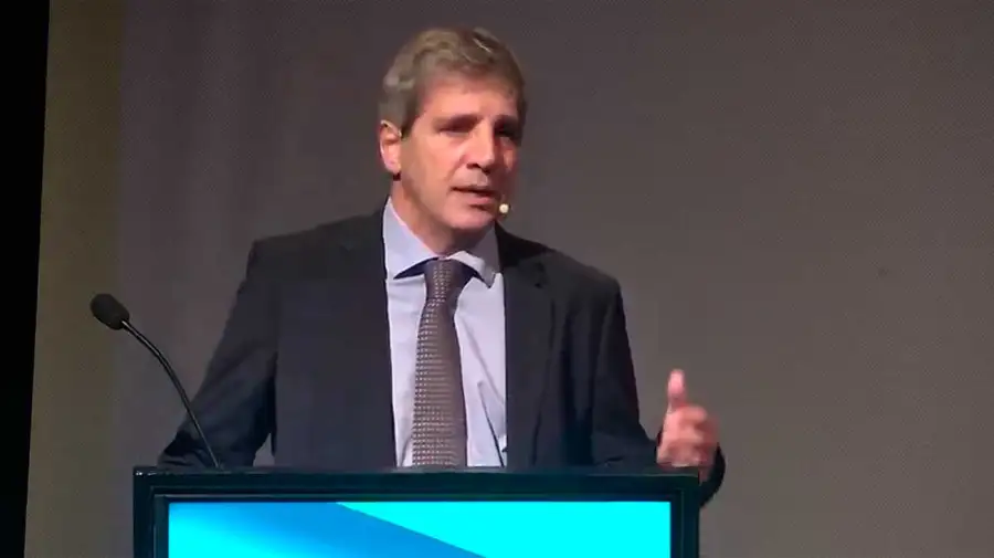 Luis Caputo en Cambras Business Day 02062026