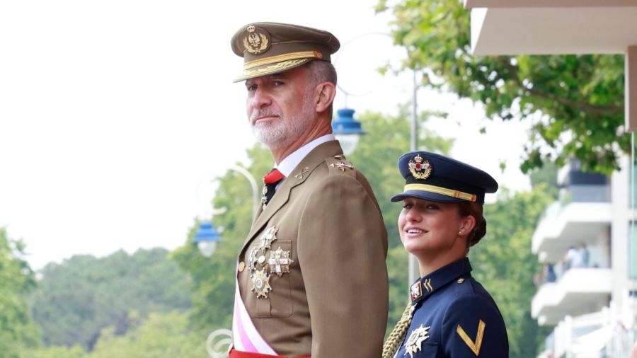 Princesa Leonor y el rey Felipe VI