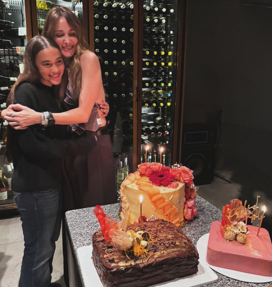 Verónica Lozano, Antonia Rodríguez