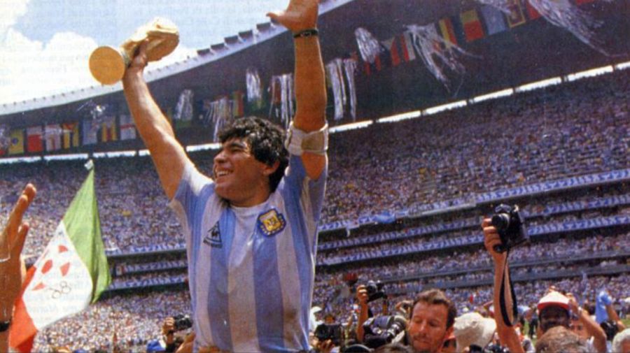 El Estadio Azteca y el hilo conductor que unió a Pelé con Maradona