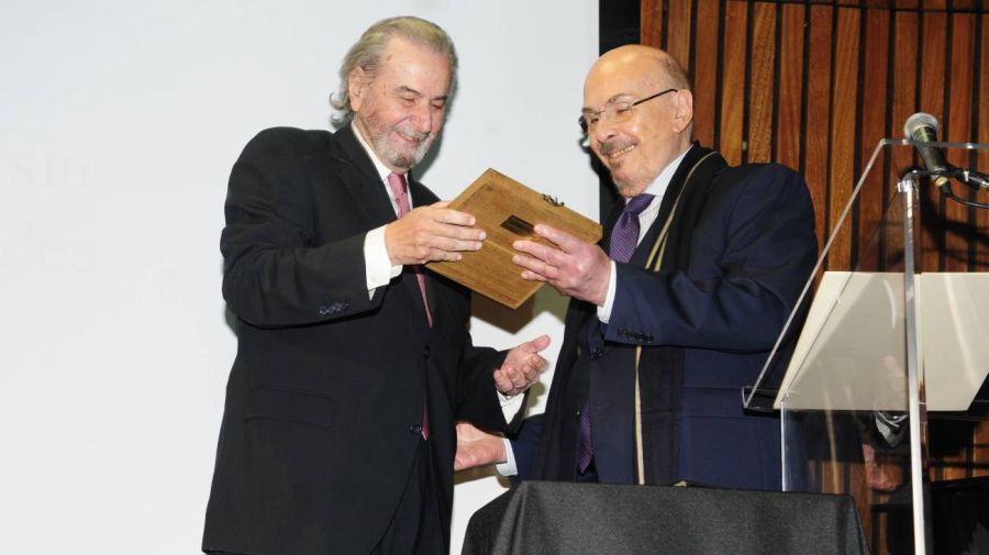 Pluma de oro a Juan Carlos Maqueda 04062026