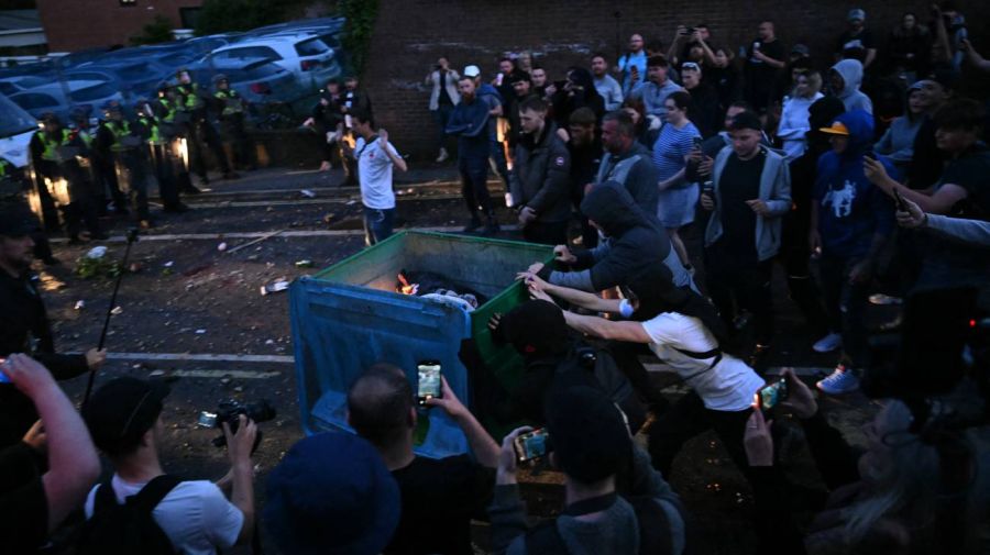Protestas en Gran Bretaña por el asesinato de un adolescente 04062026