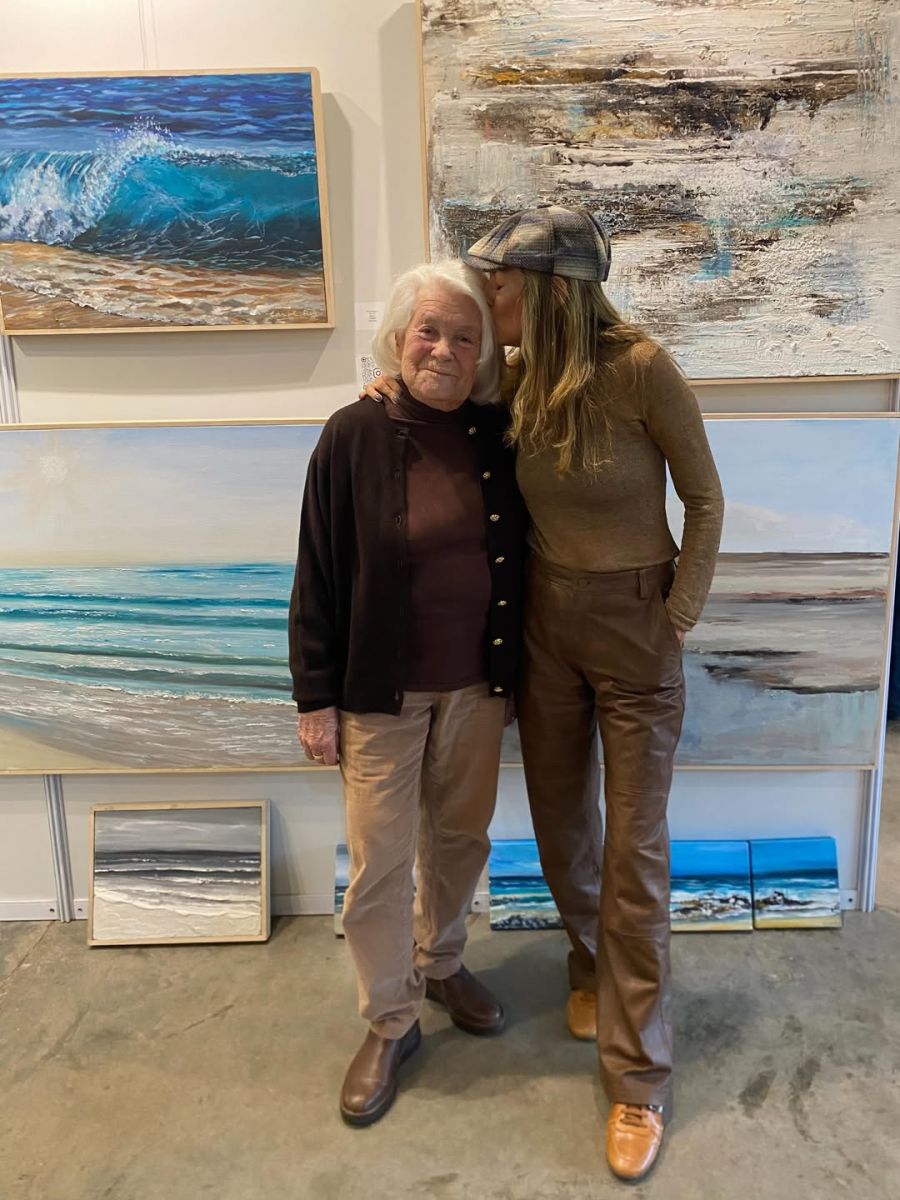 Carol Rey junto a Mónica Cahen D'Anvers